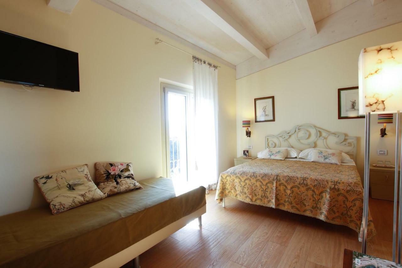B&B Villa Fioreconero Montacuto エクステリア 写真